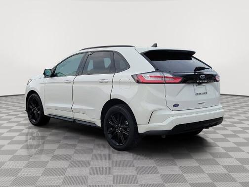 STAR WHITE 2024 Ford Edge ST LINE