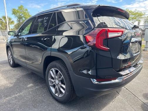 Ebony Twilight Metallic 2023 GMC Terrain SLT