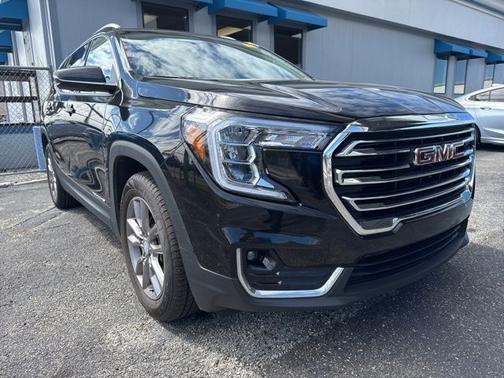 Ebony Twilight Metallic 2023 GMC Terrain SLT
