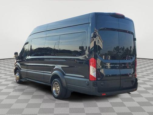 2024 Ford Transit-350 XLT