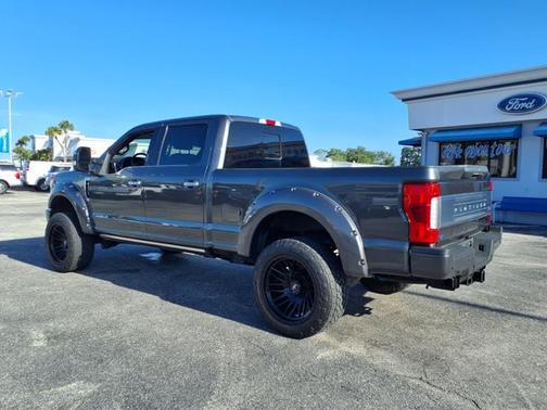2019 Ford F-250 PLATINUM