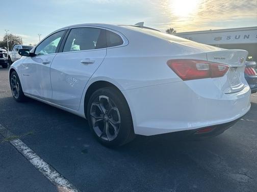 2024 Chevrolet Malibu LT W/1LT