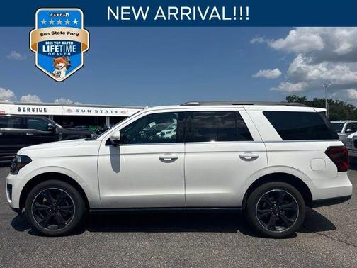White Metallic 2023 Ford Expedition Limited