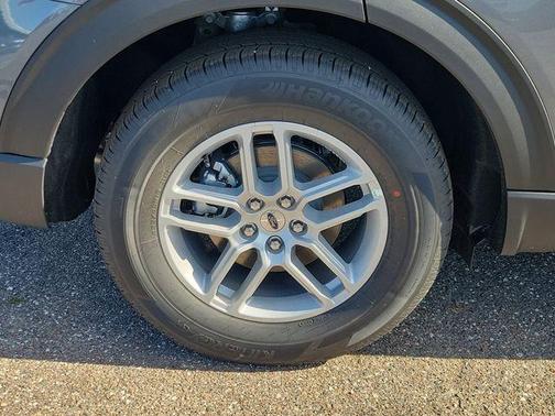 Carbonized Gray 2026 Ford Explorer Active