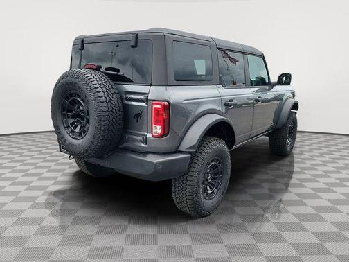 Carbonized Gray 2026 Ford Bronco Big Bend