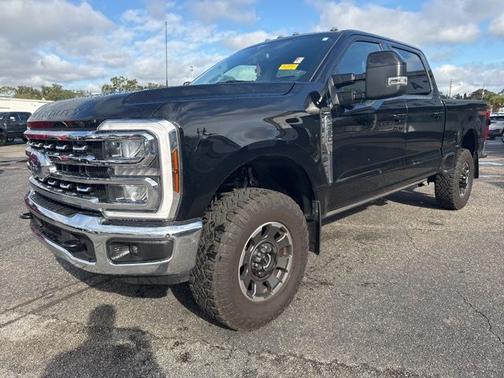 2024 Ford F-350 LARIAT SUPER DUTY