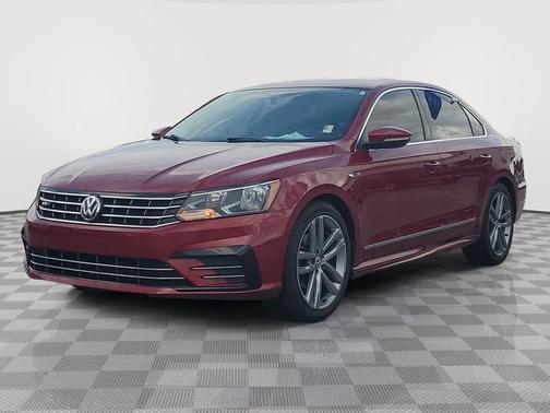 2017 Volkswagen Passat 1.8T R-LINE