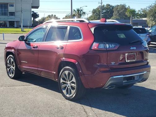 2019 Jeep Cherokee OVERLAND
