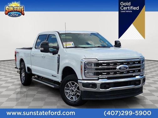 OXFORD WHITE 2026 Ford F-250 LARIAT