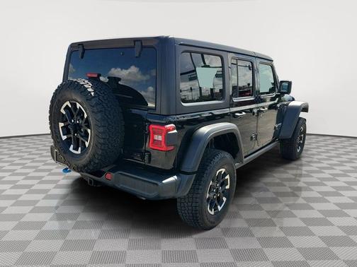 Black Clearcoat 2024 Jeep Wrangler RUBICON
