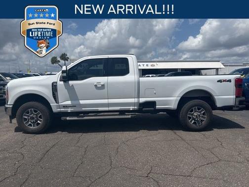 OXFORD WHITE 2023 Ford F-350 LARIAT SUPER DUTY
