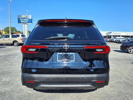 2024 Toyota Grand Highlander 