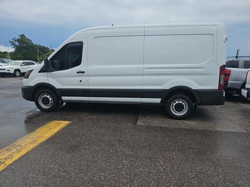 2021 Ford Transit-250 BASE