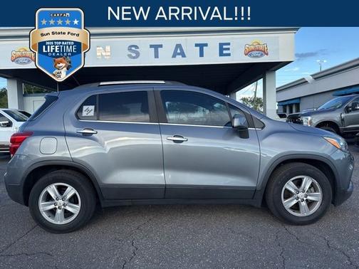 Satin Steel Metallic 2019 Chevrolet Trax LT