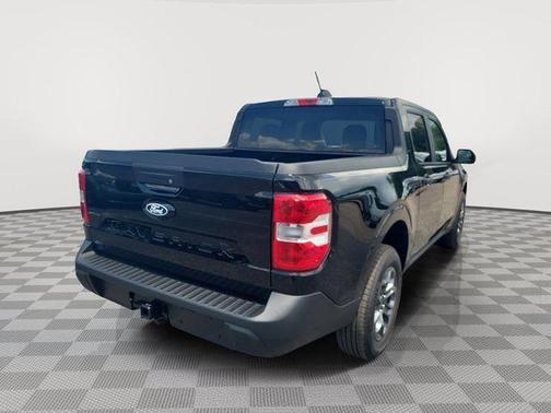 Shadow Black 2026 Ford Maverick XLT