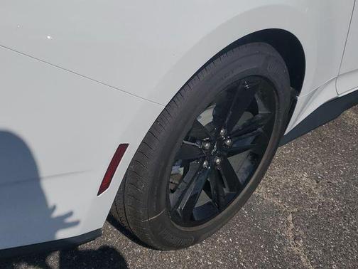 Oxford White 2026 Ford Mustang GT