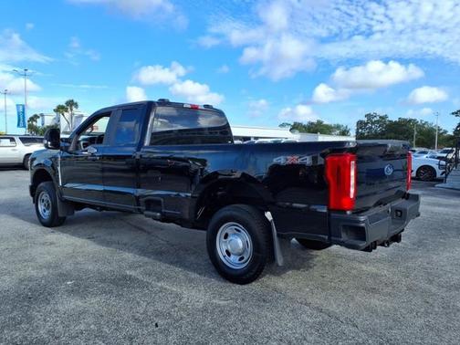 2023 Ford F-250 XL