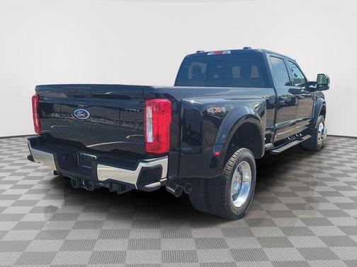 Agate Black Metallic 2026 Ford F-450 XLT