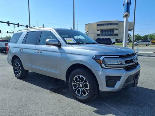 2024 Ford Expedition XLT