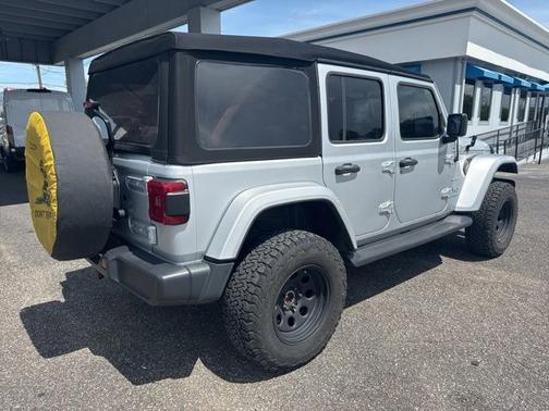 2022 Jeep Wrangler Unlimited SAHARA