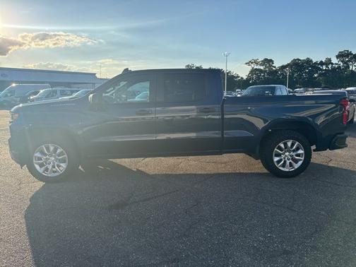 Blue Metallic 2019 Chevrolet Silverado 1500 CUSTOM