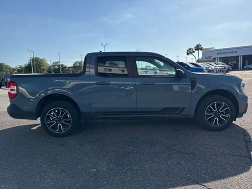 AREA 51 2022 Ford Maverick LARIAT