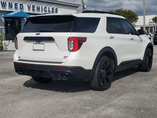 2022 Ford Explorer ST