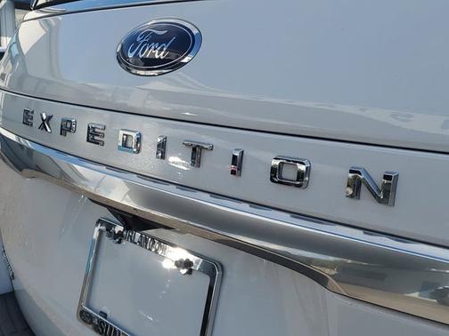 2022 Ford Expedition PLATINUM