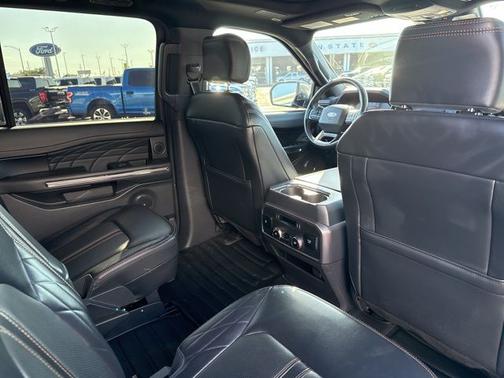 AGATE BLACK METALLIC 2024 Ford Expedition PLATINUM