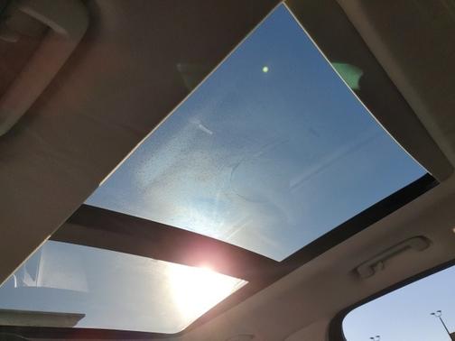 Photo 3 of 3 of 2019 Ford Escape TITANIUM