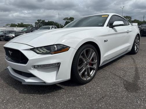 OXFORD WHITE 2019 Ford Mustang GT PREMIUM