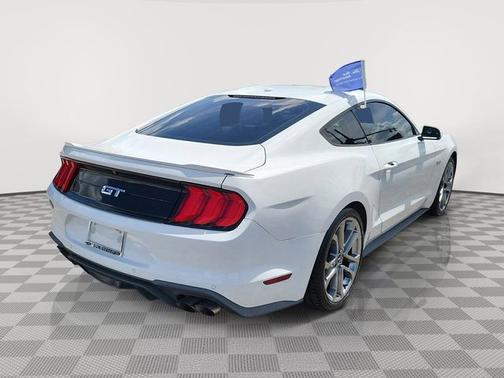OXFORD WHITE 2019 Ford Mustang GT PREMIUM