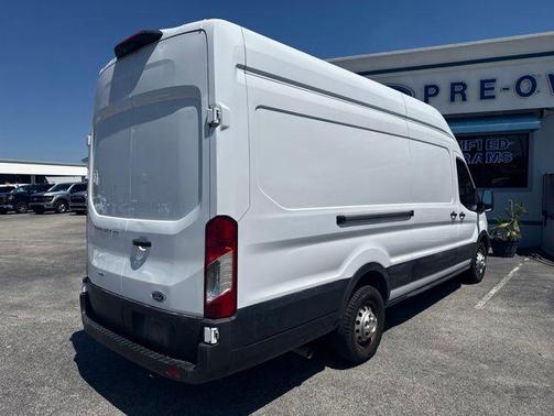 Oxford White 2023 Ford Transit-250 Base
