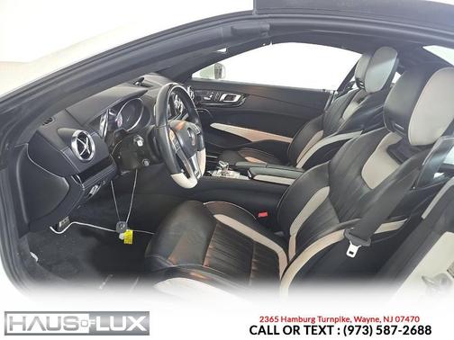 White 2015 Mercedes-Benz SL-Class 2dr Roadster SL 550