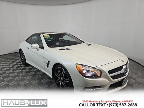 White 2015 Mercedes-Benz SL-Class 2dr Roadster SL 550