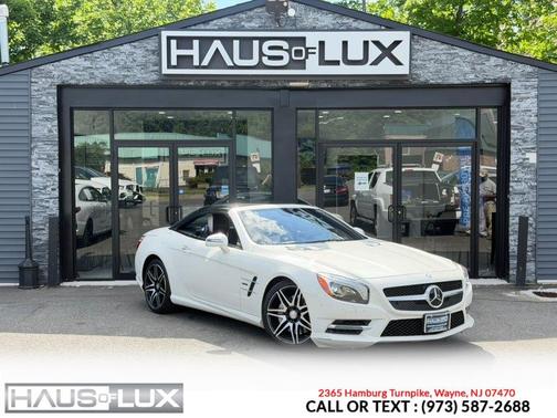 White 2015 Mercedes-Benz SL-Class 2dr Roadster SL 550