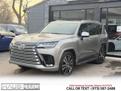 2022 Lexus LX 600 Premium