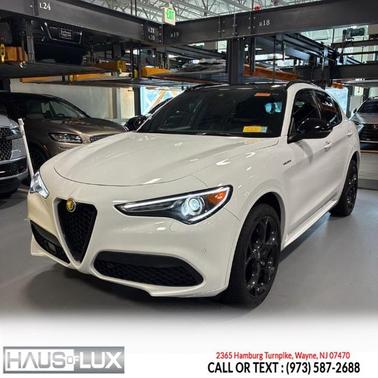 2023 Alfa Romeo Stelvio Veloce AWD