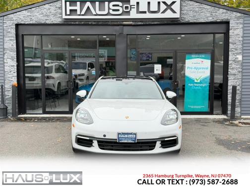 2018 Porsche Panamera 4