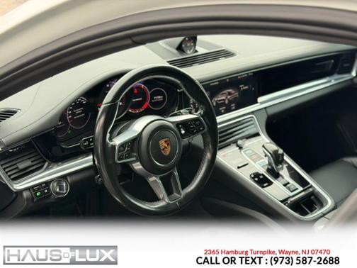 2018 Porsche Panamera 4