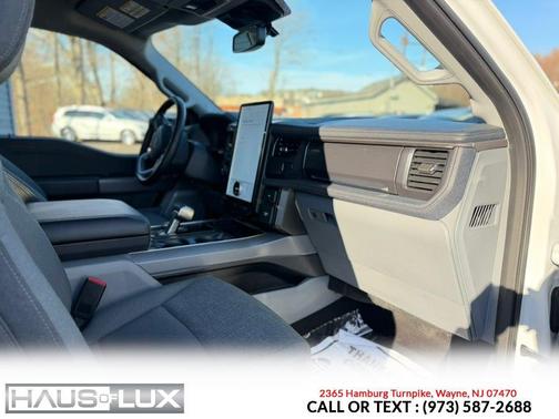 2024 Ford F-150 Lightning Flash