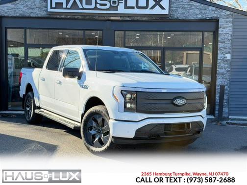 2024 Ford F-150 Lightning Flash