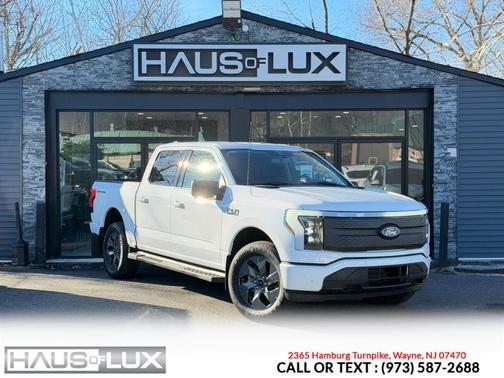 2024 Ford F-150 Lightning Flash