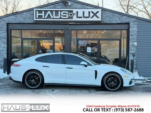 2019 Porsche Panamera 4