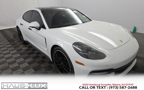 2019 Porsche Panamera 4