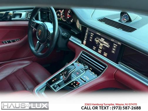 2019 Porsche Panamera 4