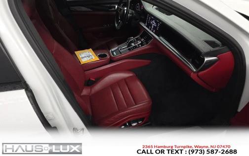 2019 Porsche Panamera 4