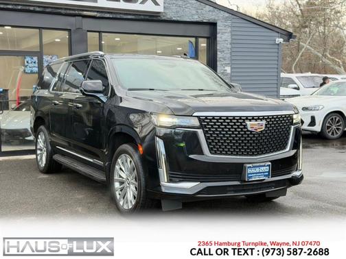 2023 Cadillac Escalade ESV Premium Luxury