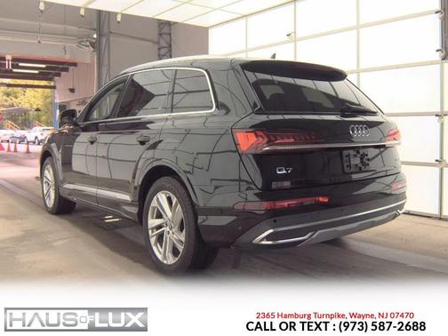 Black 2021 Audi Q7 55 Premium Plus