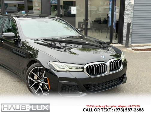 Black Sapphire Metallic 2023 BMW 530 i xDrive